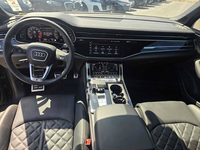 Used 2025 Audi SQ7 Premium Plus AWD/4WD image 22