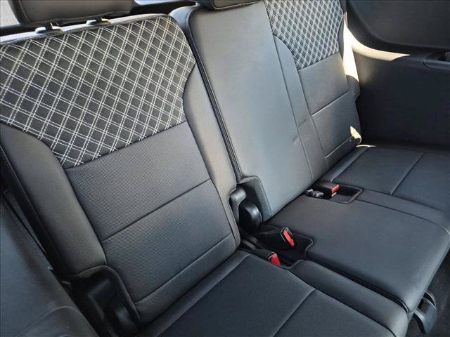 Used 2025 GMC Acadia Denali w/ Super Cruise Package FWD image 21