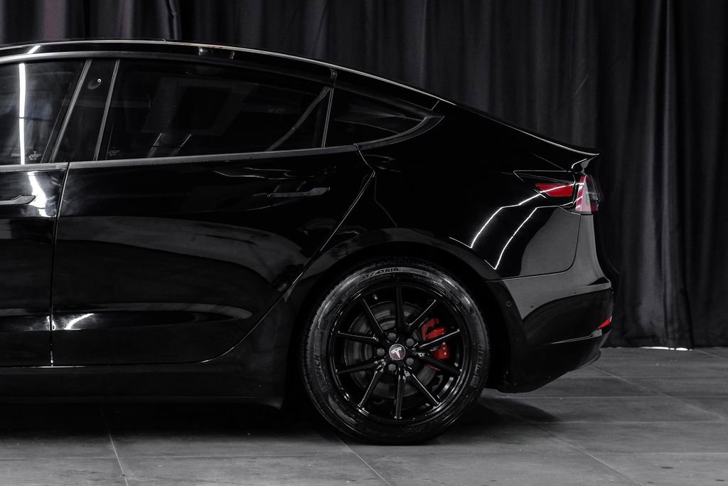 Used 2018 Tesla Model 3 Long Range image 18