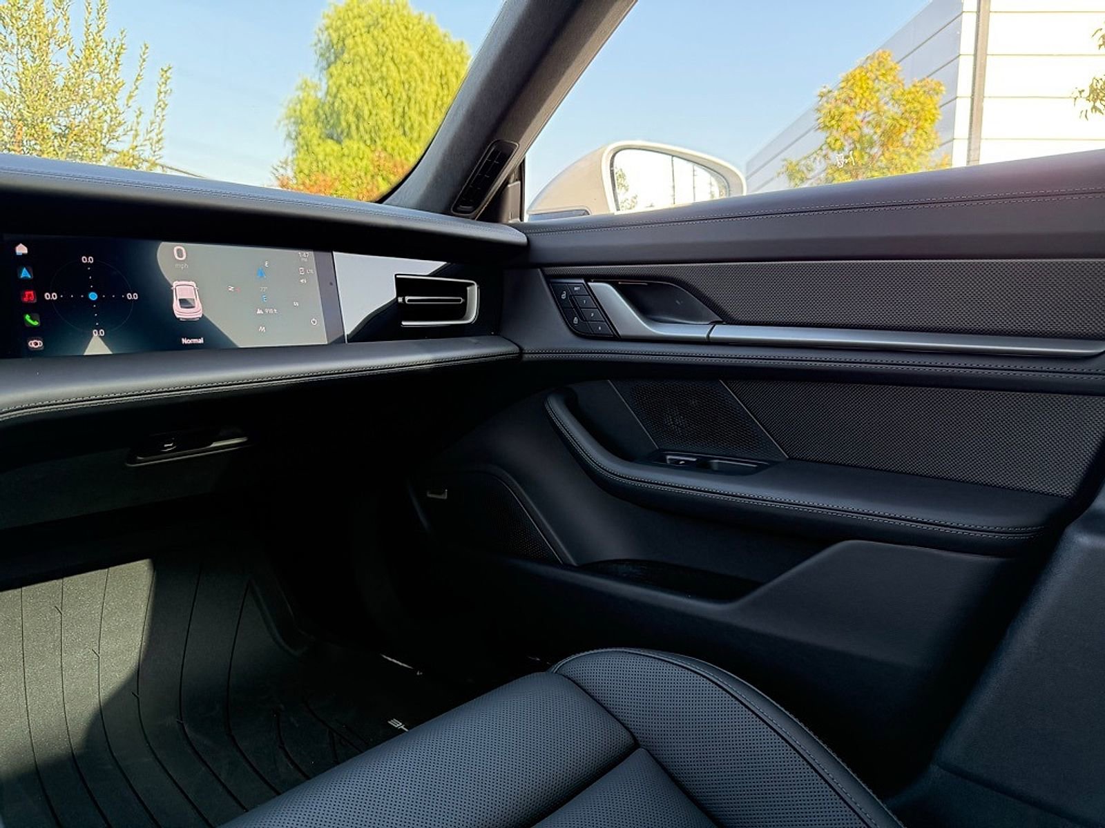 New 2024 Porsche Taycan Turbo S AWD/4WD image 25