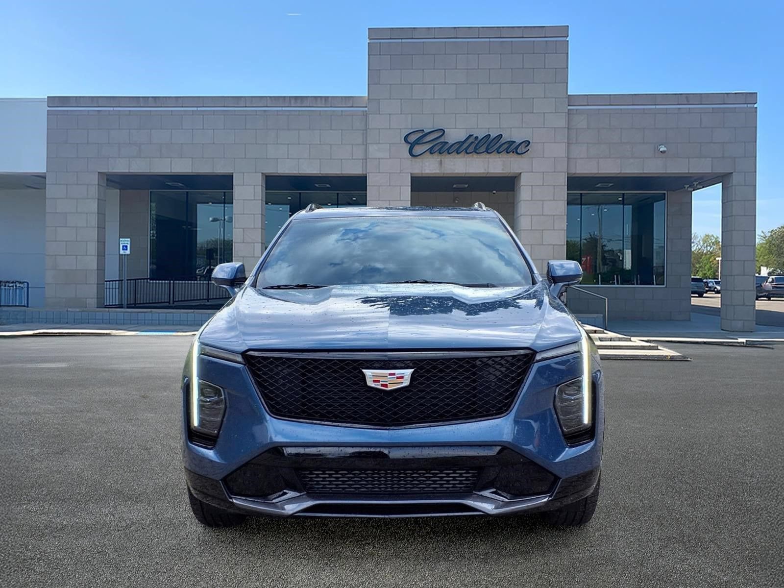 Used 2024 Cadillac XT4 Sport w/ LPO, Floor Liner Package FWD video 2