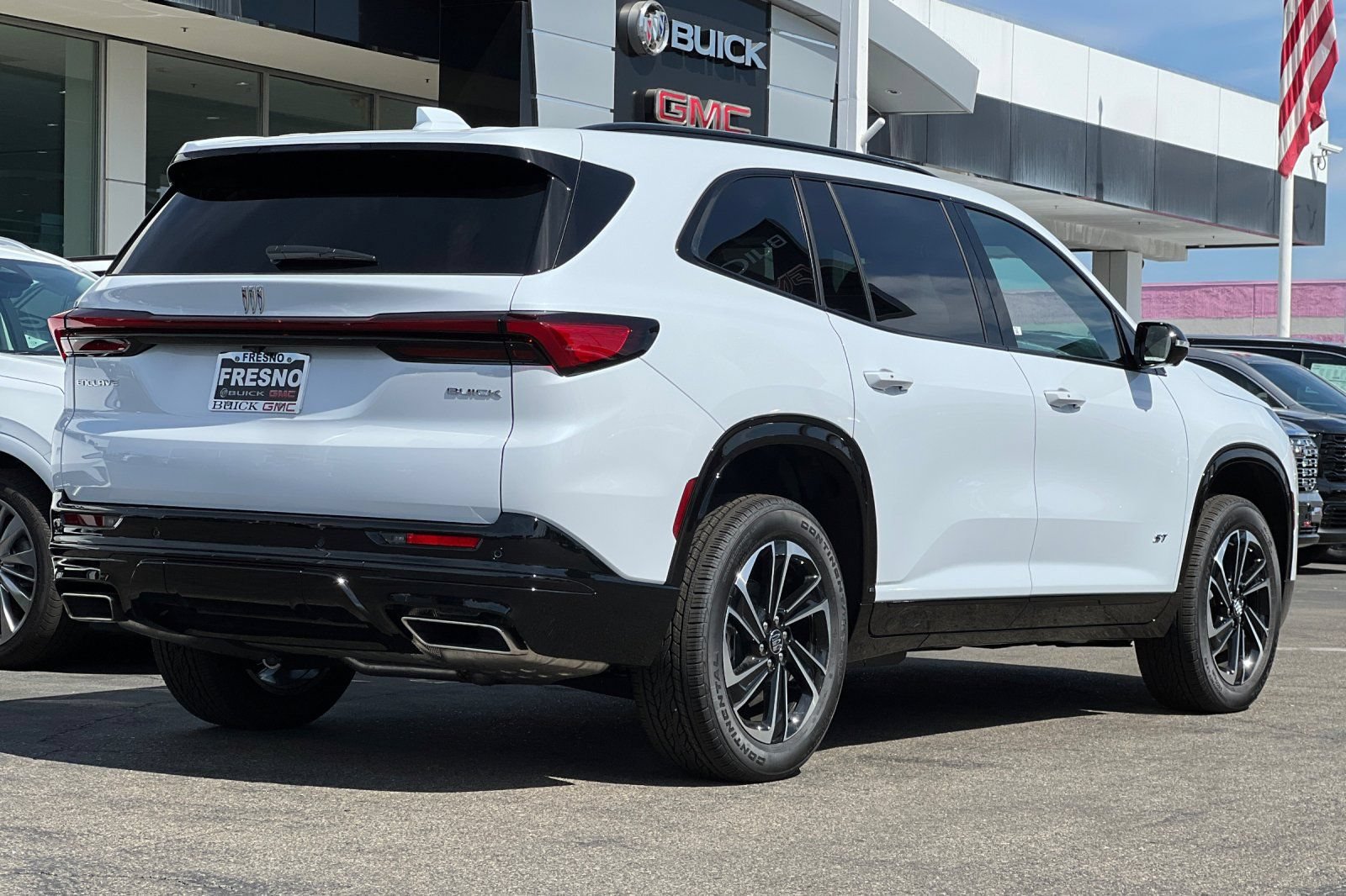 New 2026 Buick Enclave Sport Touring FWD image 4