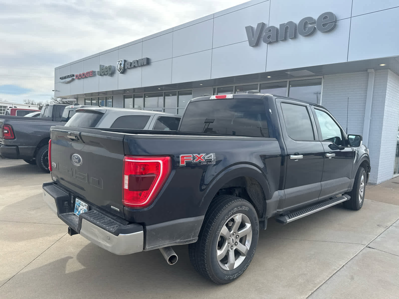Used 2021 Ford F150 XLT w/ Equipment Group 302A High image 7