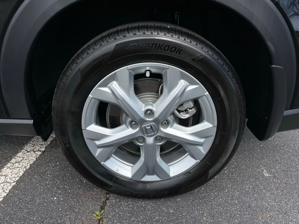 Certified 2025 Honda HR-V LX image 42
