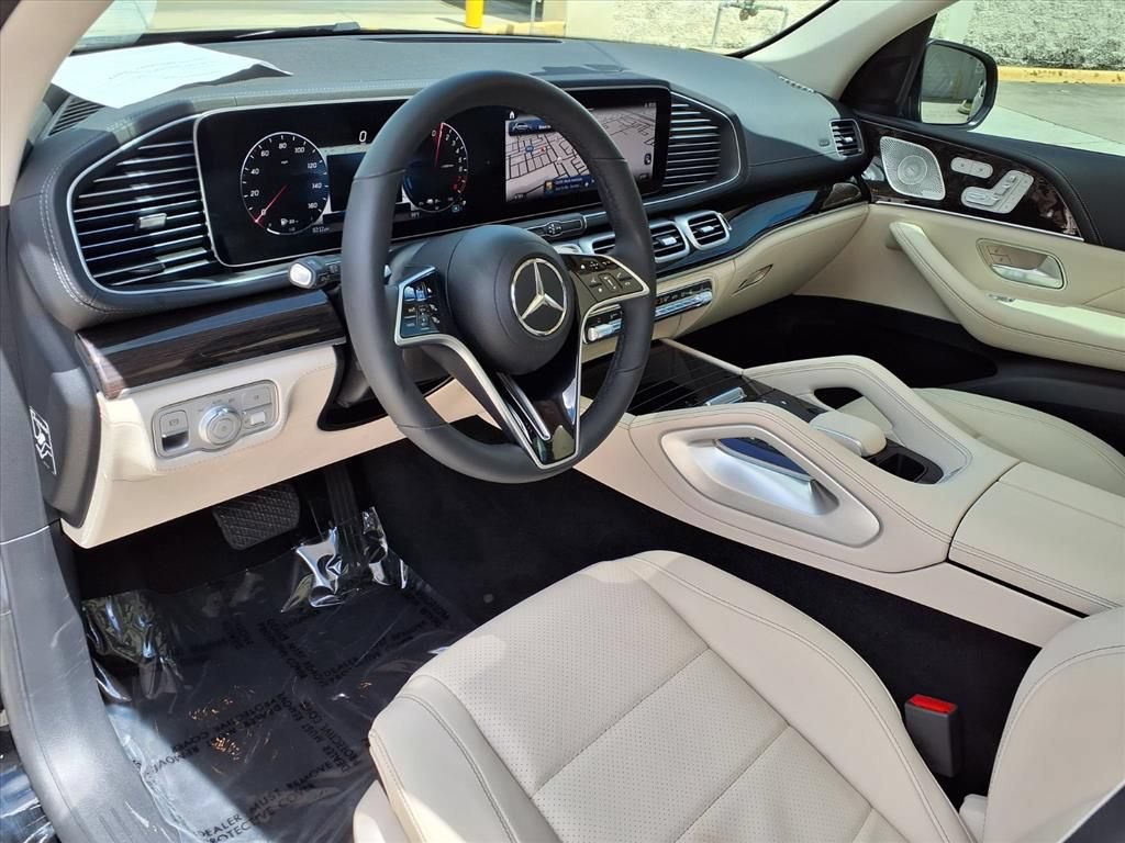 Used 2024 Mercedes-Benz GLE 450e 4MATIC image 18