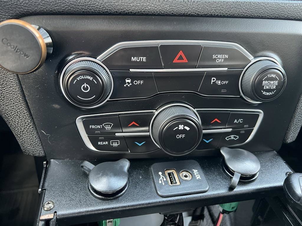 Used 2020 Dodge Charger Police image 15