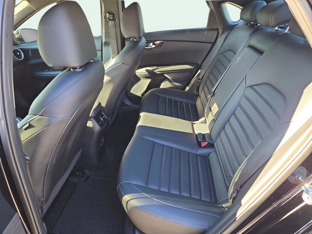 Certified 2023 Kia Forte GT-Line w/ GT-Line Premium Package image 18