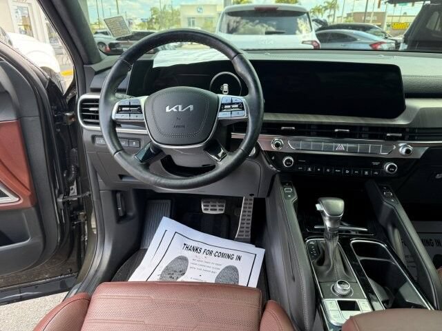 Used 2023 Kia Telluride SX Prestige AWD/4WD image 11