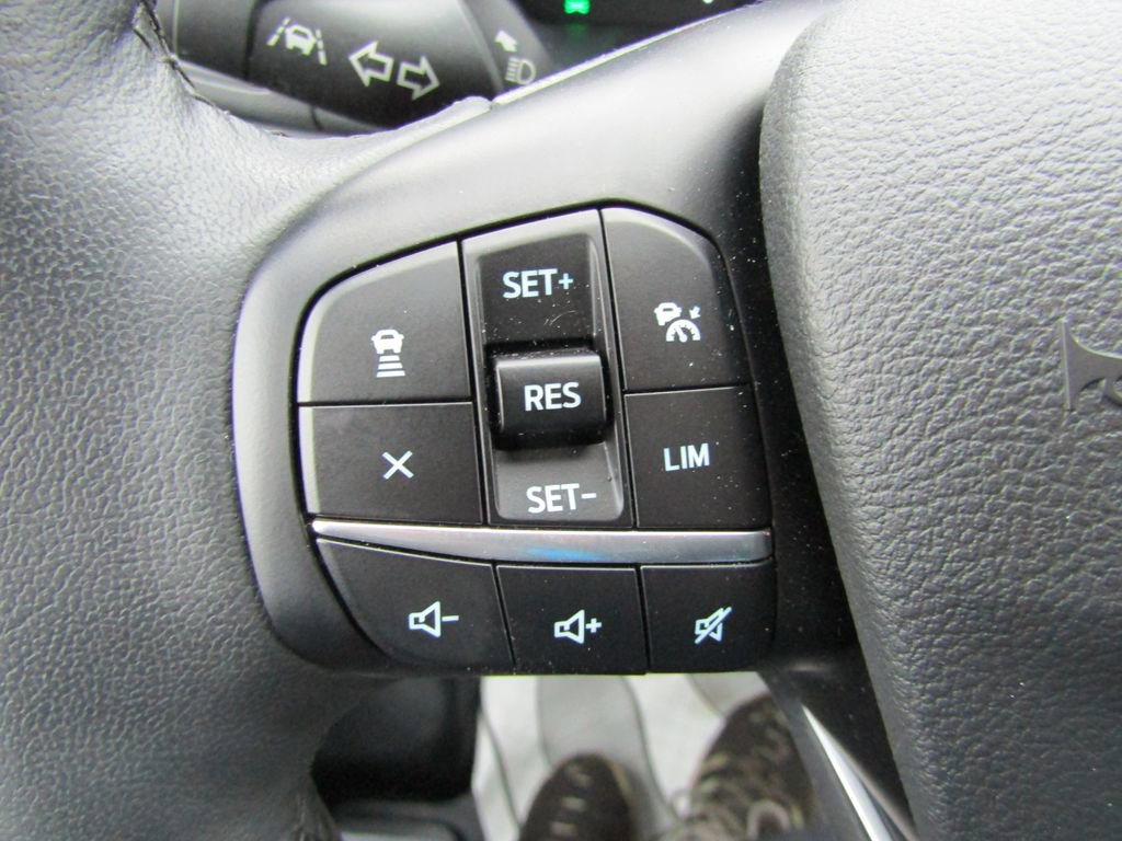 Used 2024 Ford E-Transit Low Roof RWD image 30