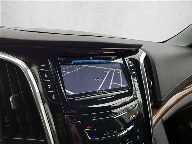 Used 2020 Cadillac Escalade Premium Luxury w/ Escalade Sport Edition AWD/4WD image 13