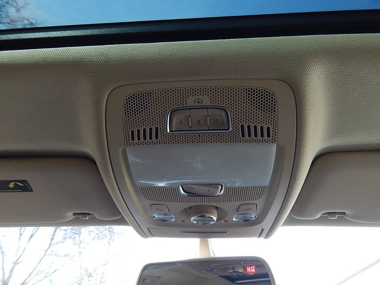 Used 2015 Audi A4 Premium Plus w/ Technology Package image 15