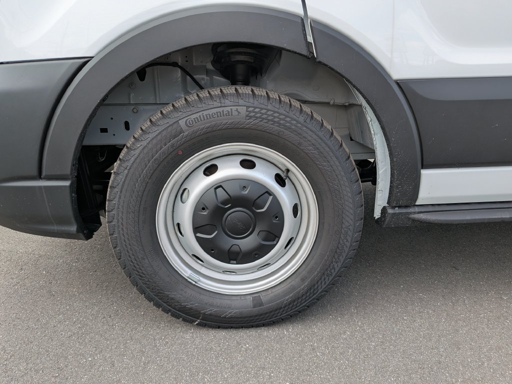 New 2026 Ford Transit 150 Low Roof RWD image 33