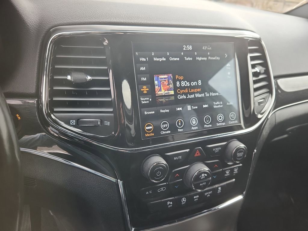 Used 2021 Jeep Grand Cherokee Trailhawk image 25