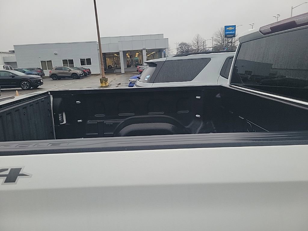 Used 2021 Chevrolet Silverado 1500 LT image 14