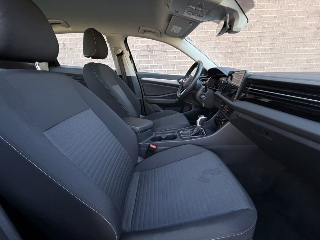 Used 2025 Volkswagen Jetta S image 20