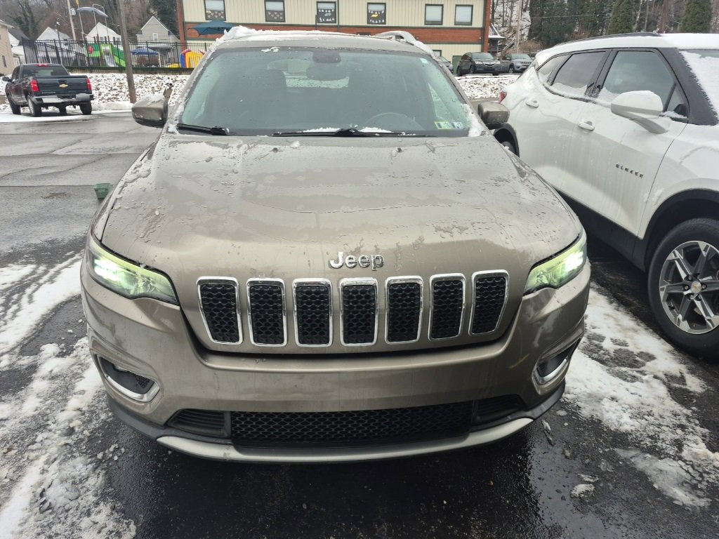 Used 2019 Jeep Cherokee Limited image 2