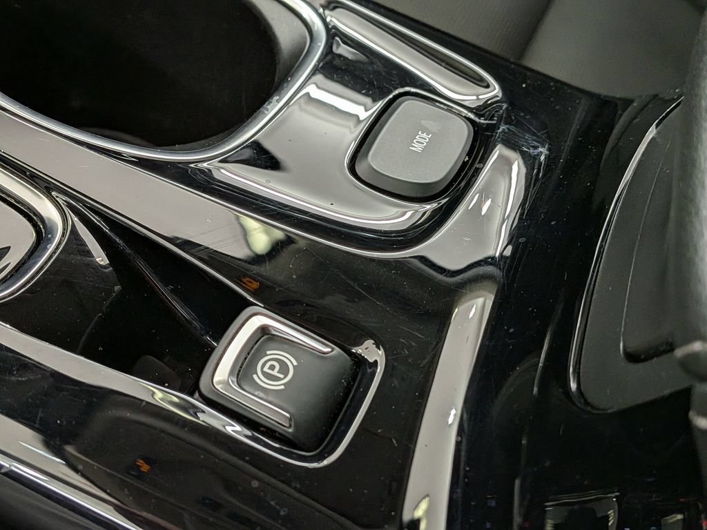 Used 2023 Buick Envision Essence w/ Sport Touring Package FWD image 27