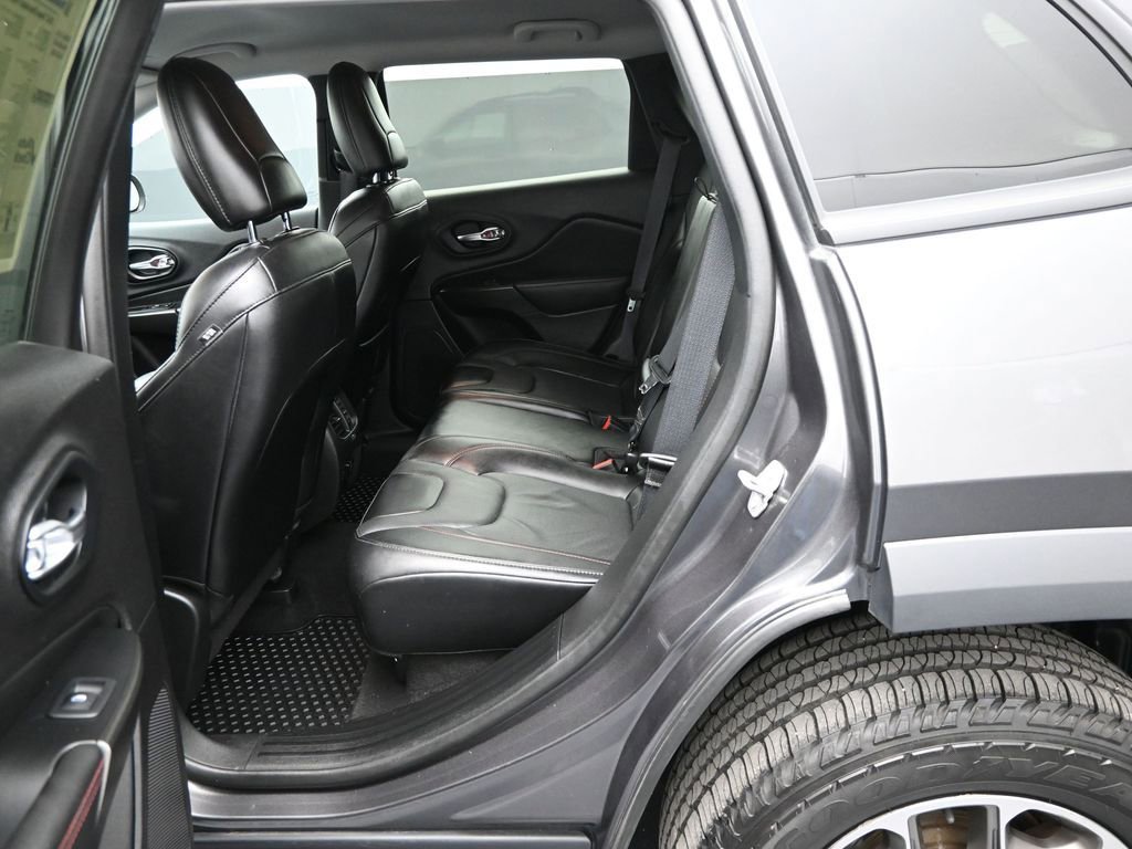 Used 2022 Jeep Cherokee Trailhawk w/ Premium Leather Package image 26