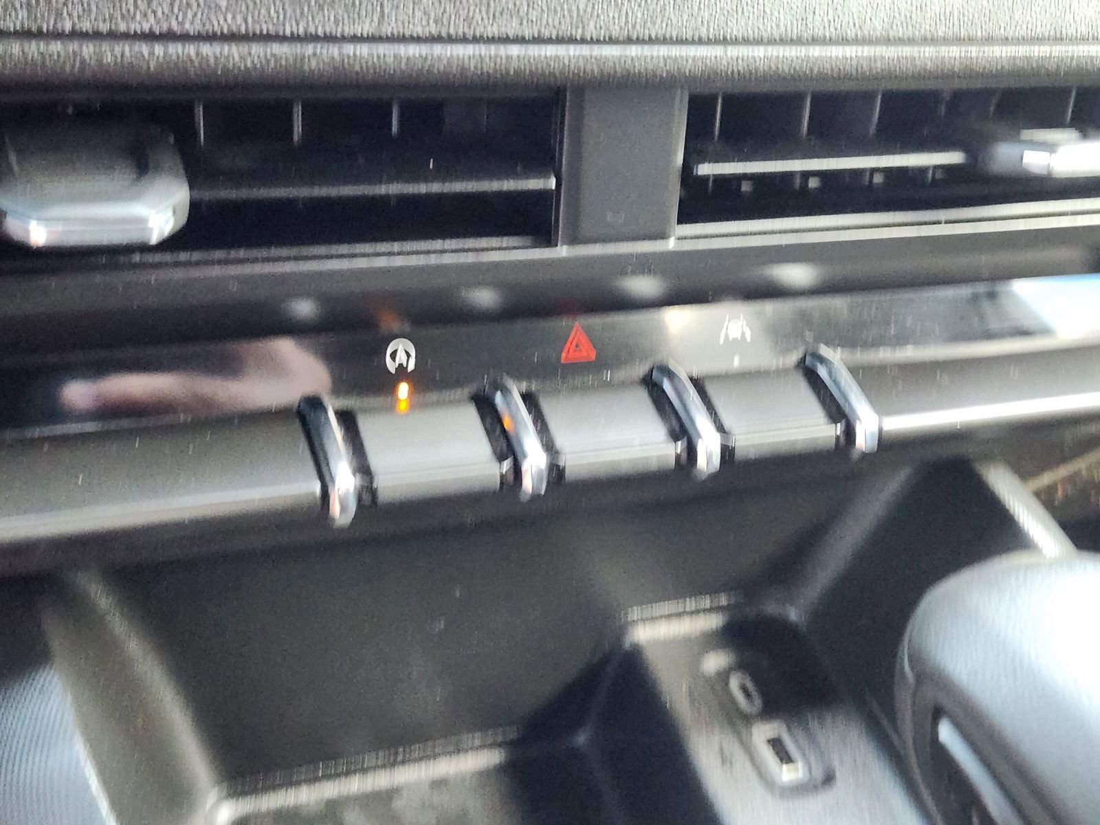 Used 2024 Chevrolet Colorado W/T image 20