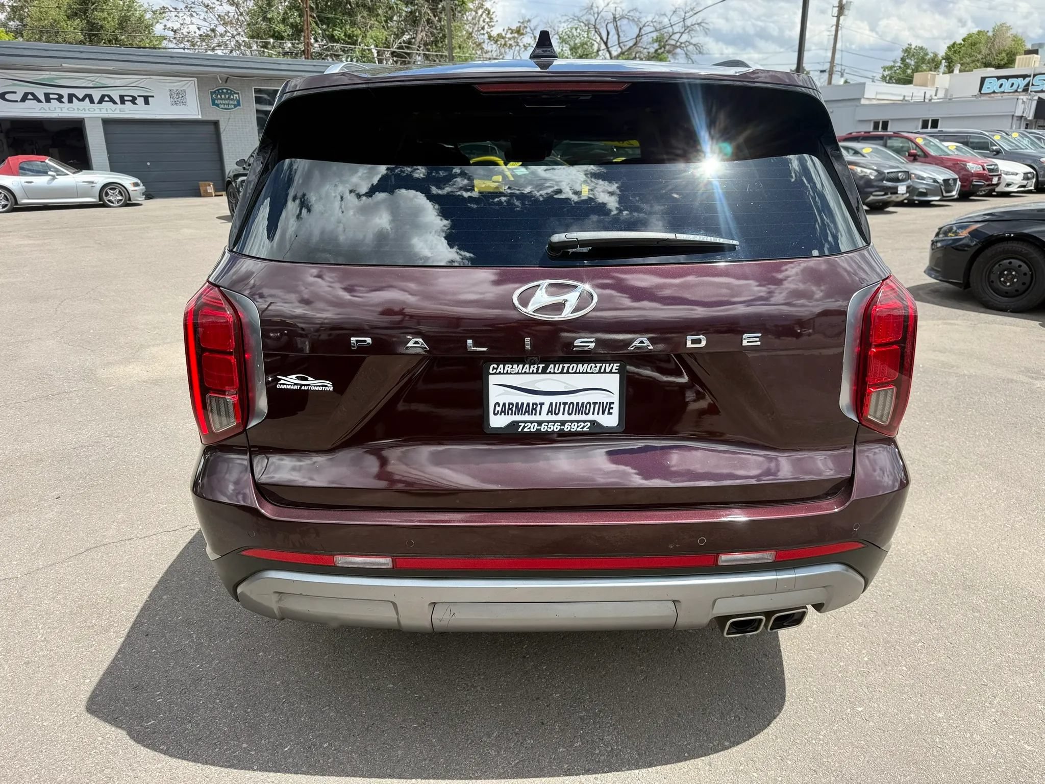 Used 2024 Hyundai Palisade Limited AWD/4WD image 8
