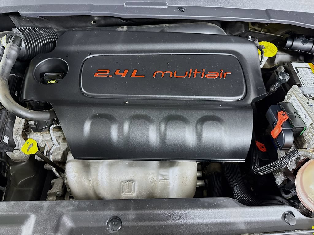Used 2022 Jeep Compass Trailhawk w/ Trailhawk Convenience Group AWD/4WD image 32