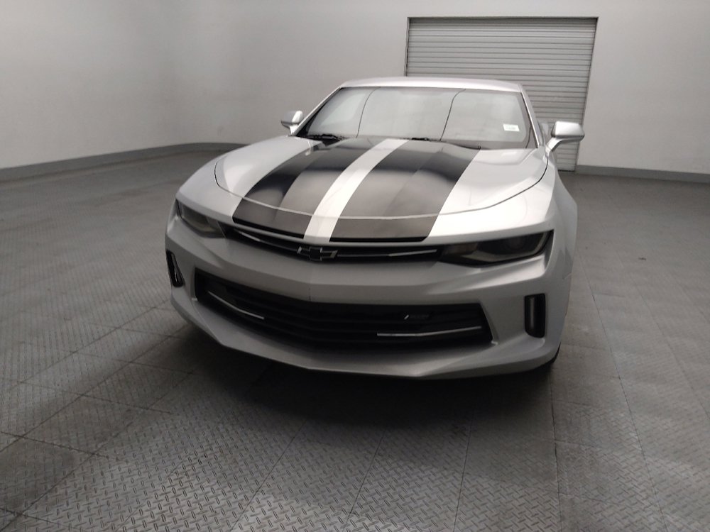 Used 2016 Chevrolet Camaro LT RWD image 15