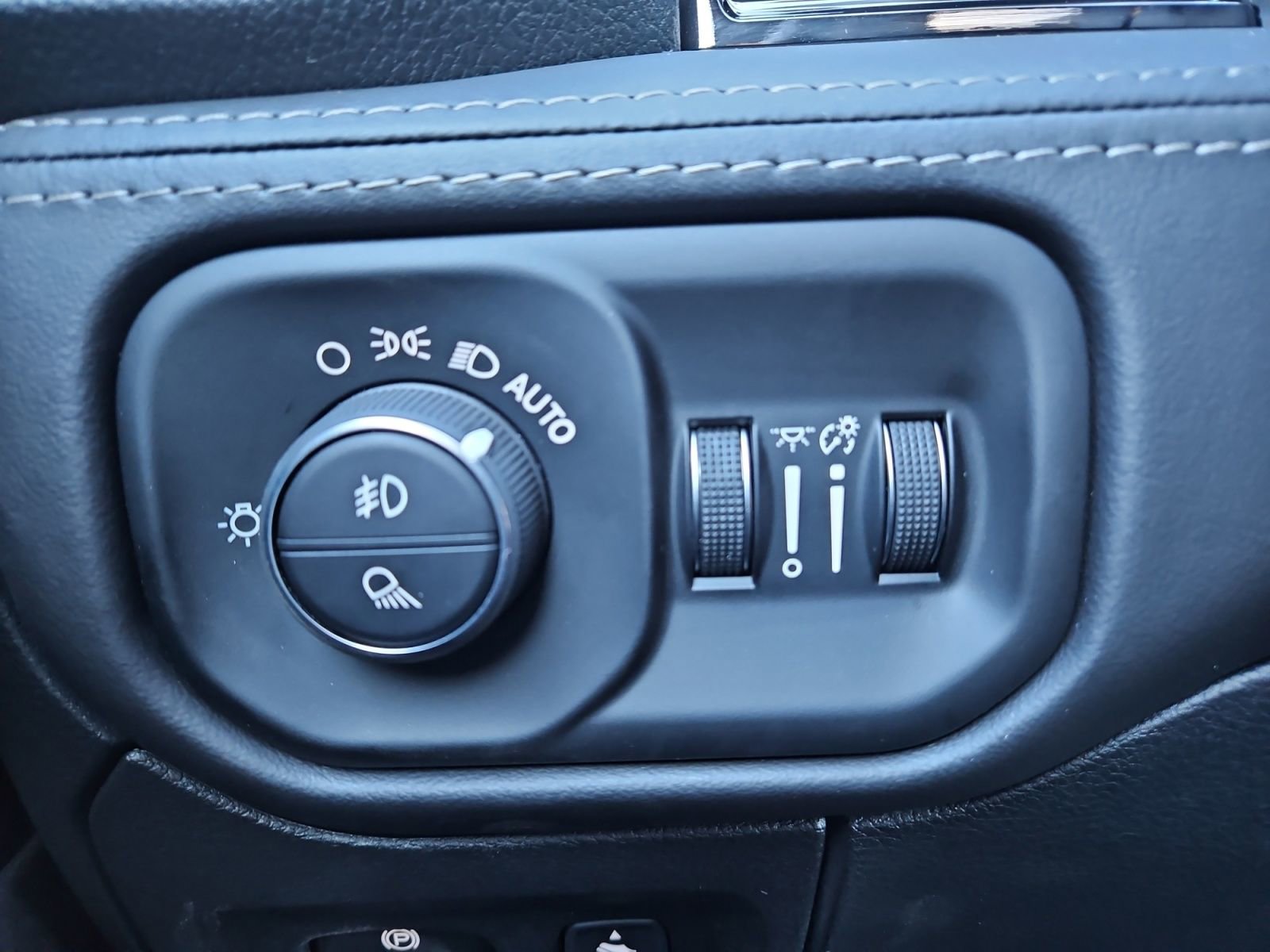 New 2026 RAM 1500 Limited image 22