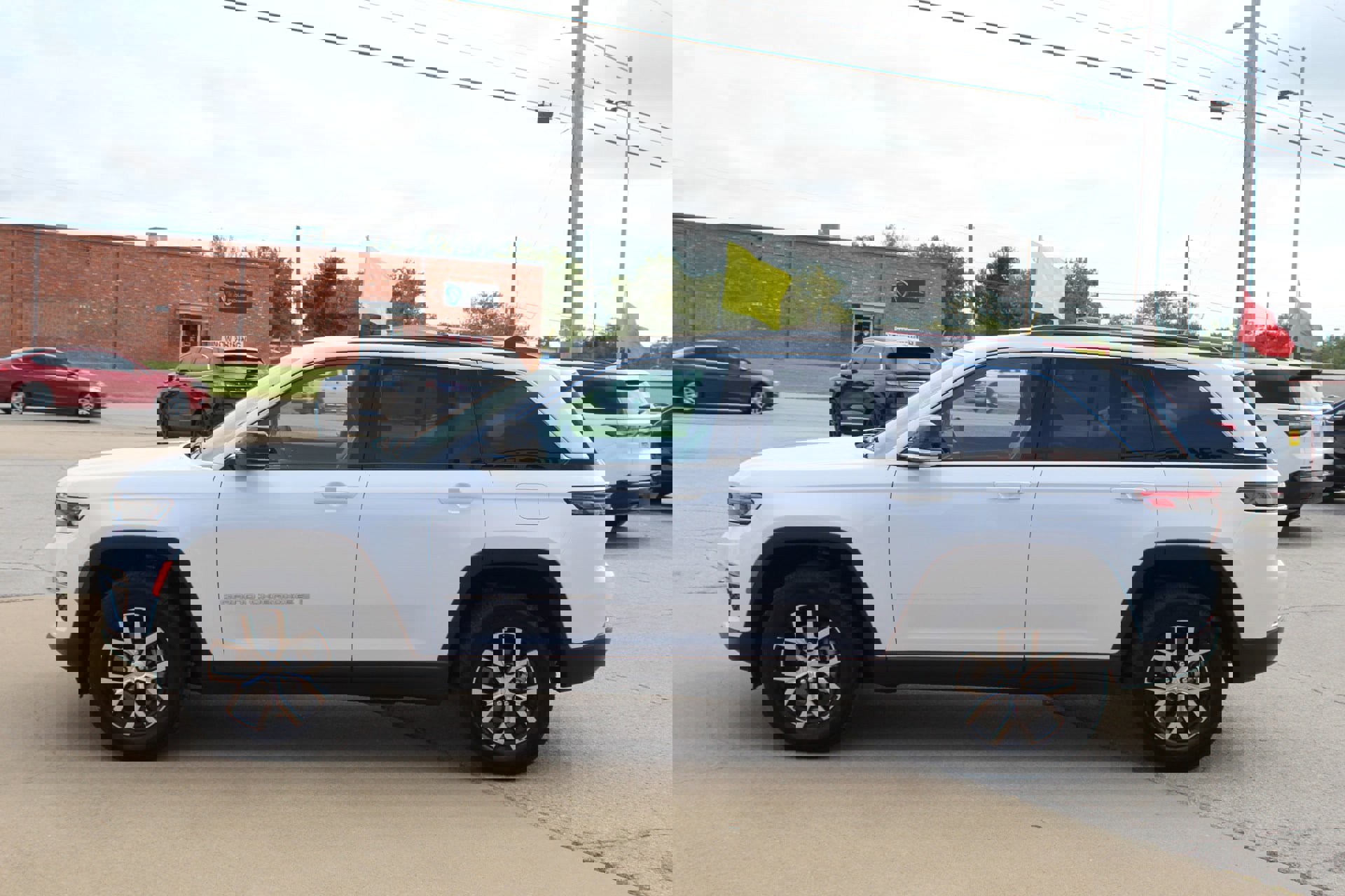 Used 2024 Jeep Grand Cherokee Limited image 9