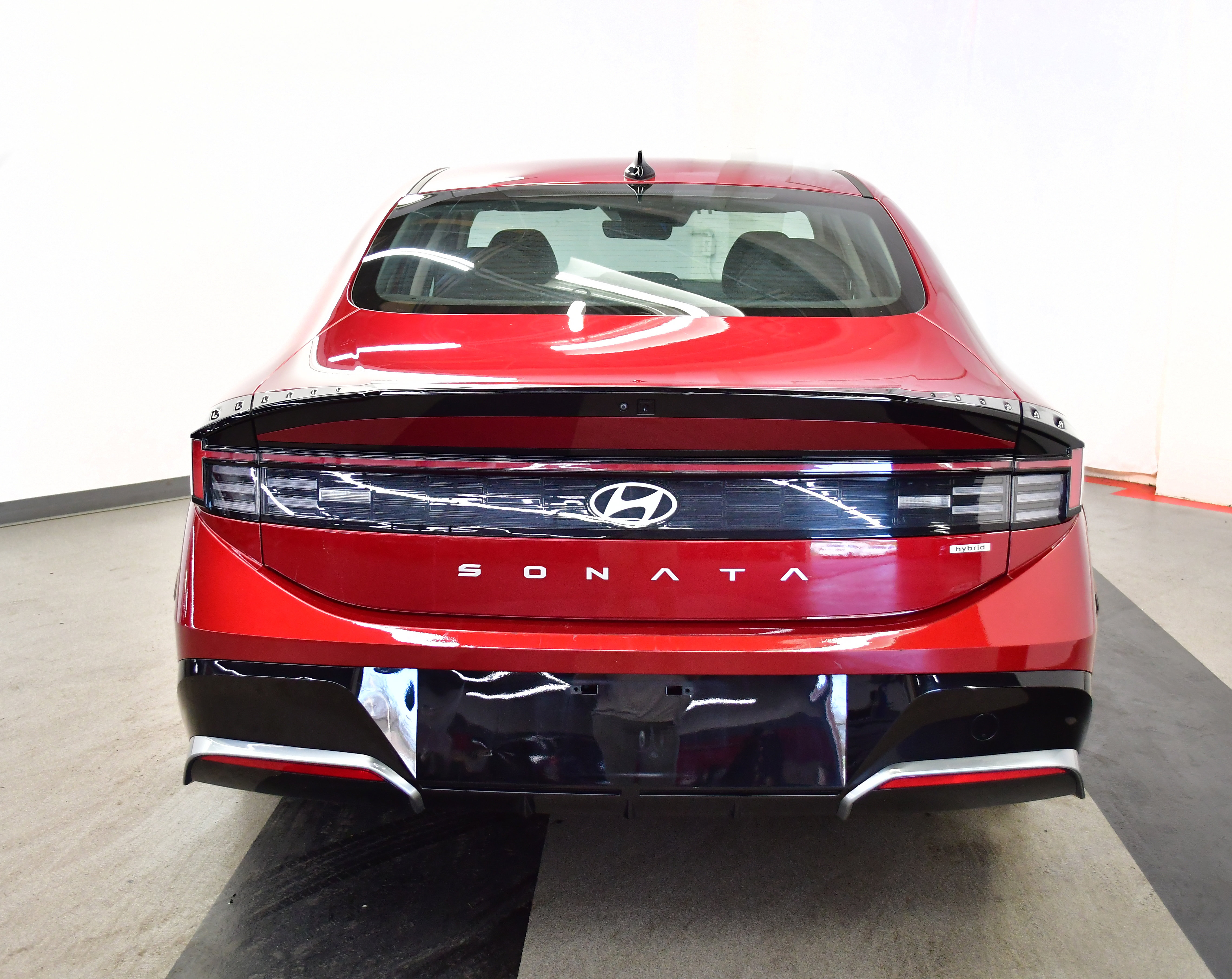 Used 2025 Hyundai Sonata SEL FWD image 6