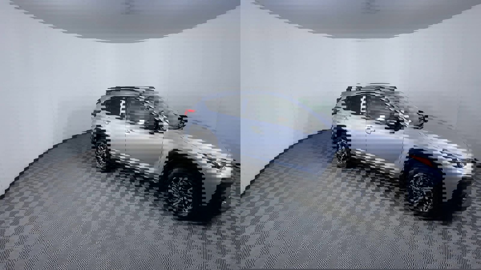 Used 2024 Subaru Crosstrek 2.0i Premium image 9