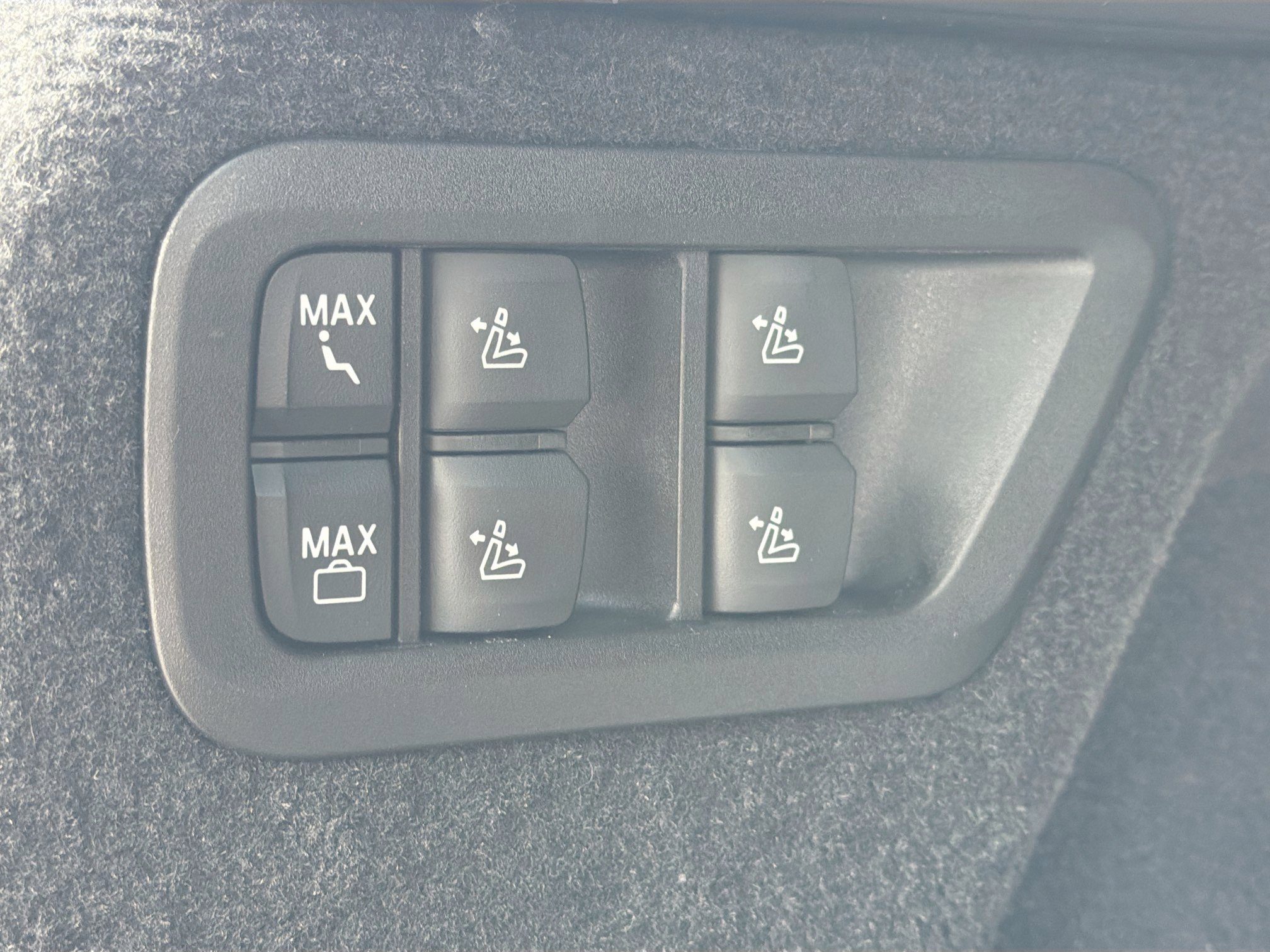 New 2026 BMW X7 xDrive40i w/ M Sport Package image 12