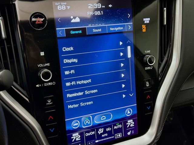 Used 2022 Subaru Outback Premium image 14