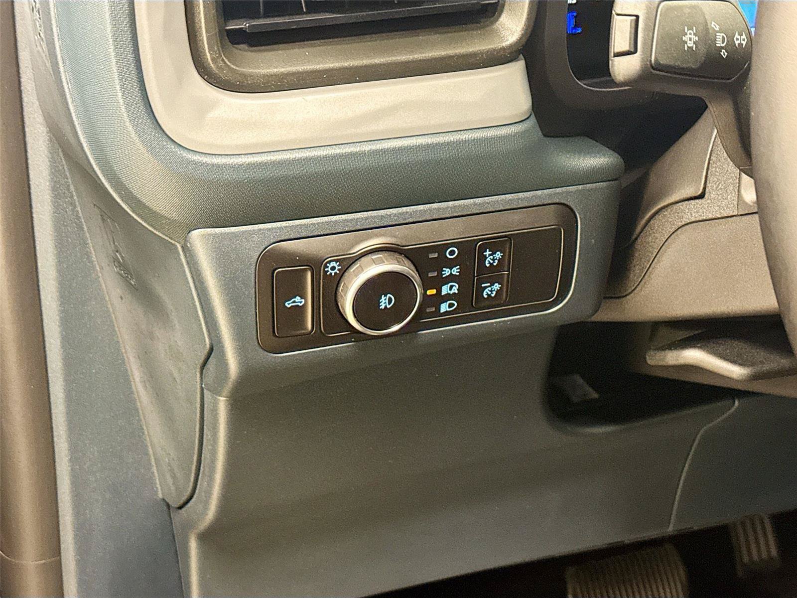 New 2026 Ford Maverick Lobo AWD/4WD image 10