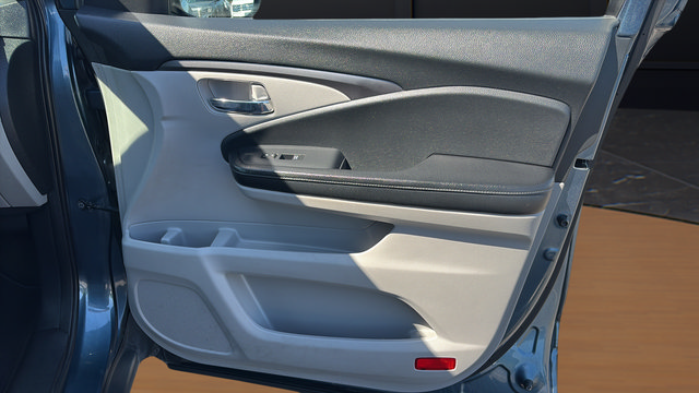 Used 2017 Honda Pilot EX-L image 24