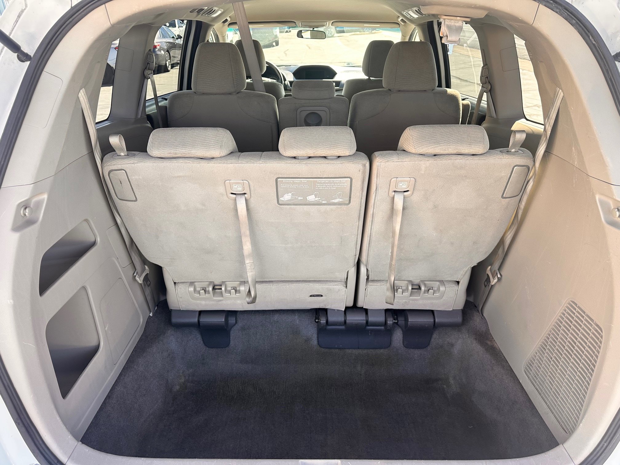 Used 2012 Honda Odyssey EX image 9