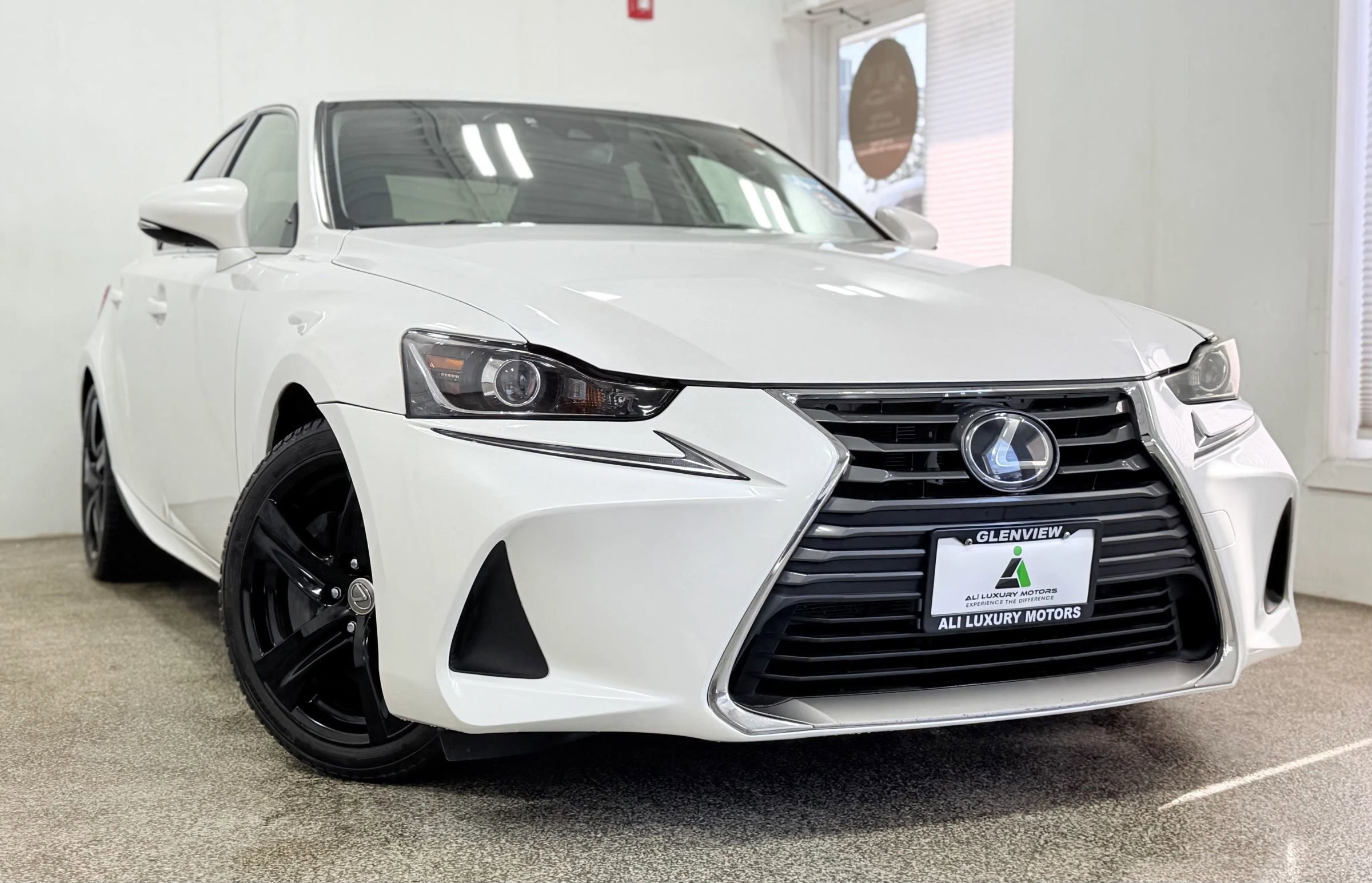 Used 2018 Lexus IS 300 AWD w/ Comfort Package image 3