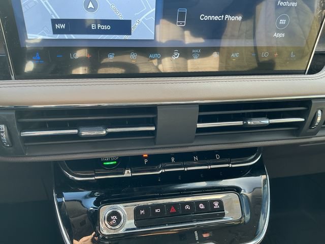 Used 2023 Lincoln Corsair Reserve w/ Equipment Group 201A FWD image 17
