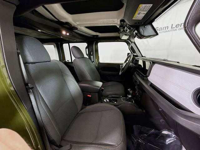 Used 2024 Jeep Wrangler Willys image 26