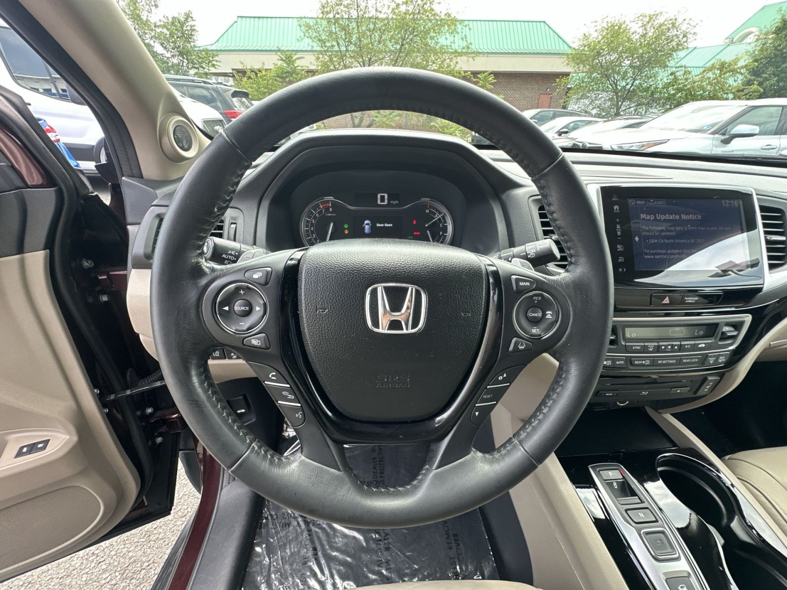 Used 2017 Honda Pilot Touring image 24