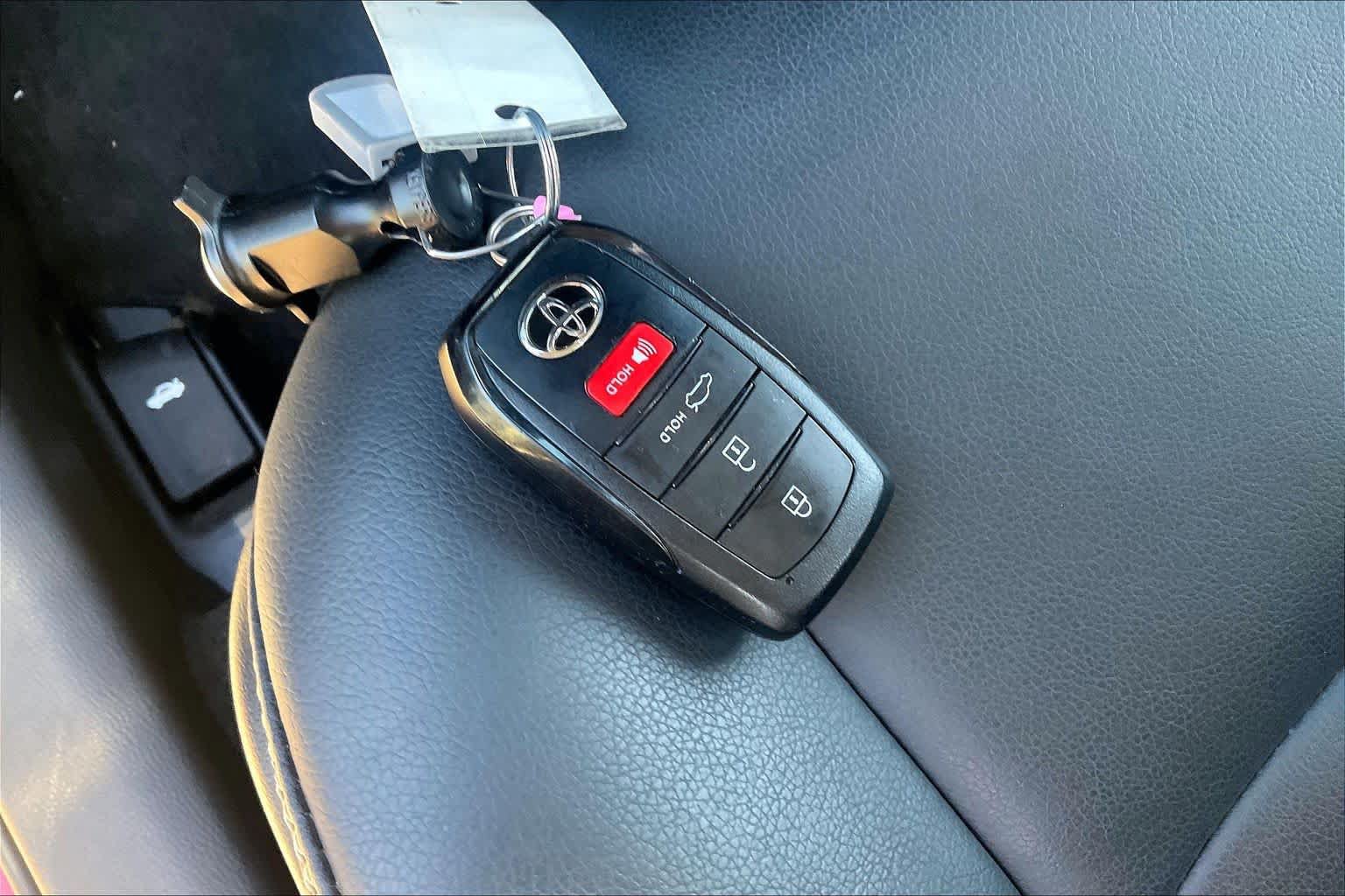 Used 2026 Toyota Corolla XLE FWD image 14