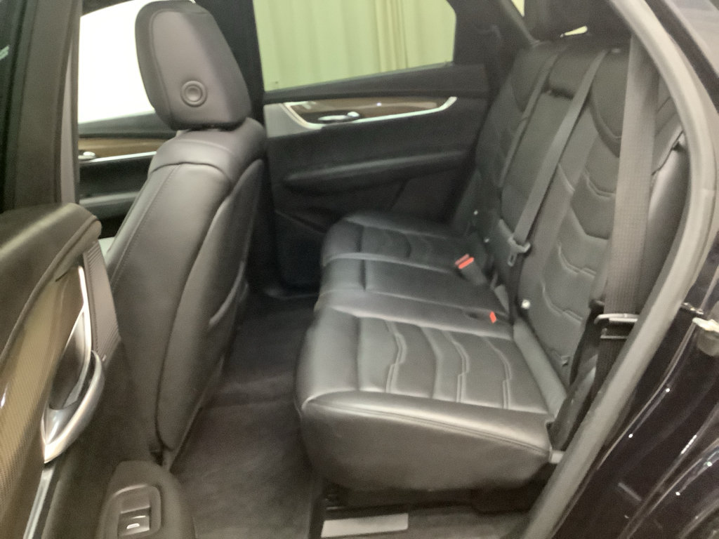 Used 2022 Cadillac XT5 Sportv w/ Platinum Package AWD/4WD image 23
