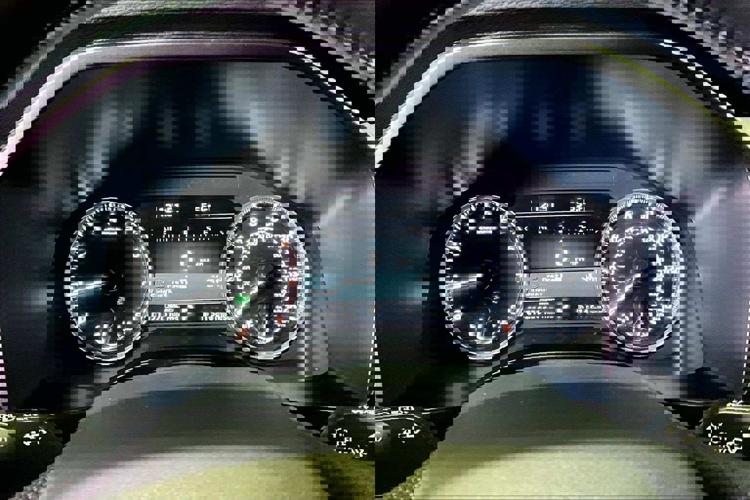 Used 2024 Mitsubishi Outlander SE image 13