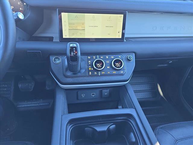 Certified 2024 Land Rover Defender 110 S image 21