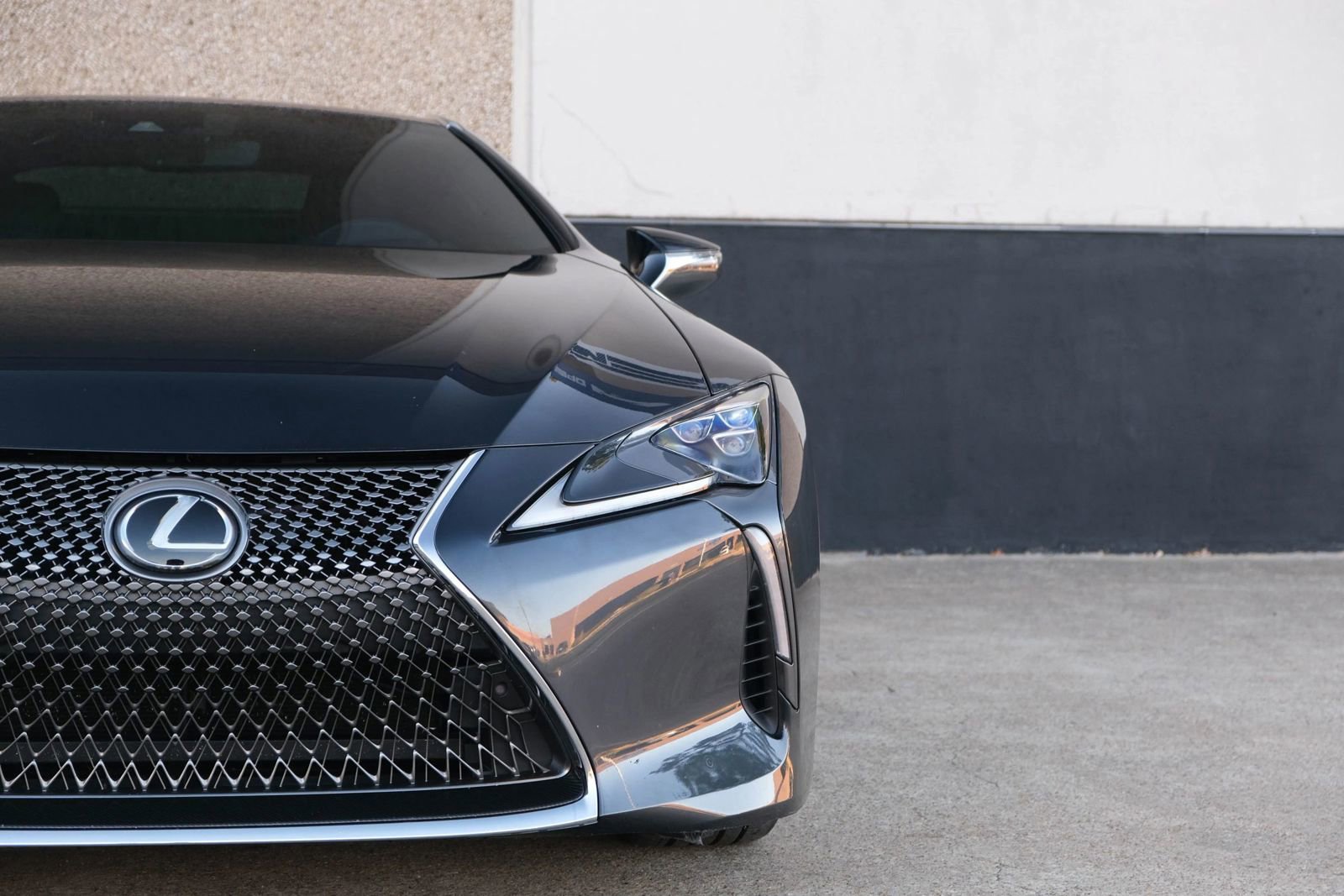 Used 2021 Lexus LC 500 Coupe w/ Carbon Fiber Package image 3
