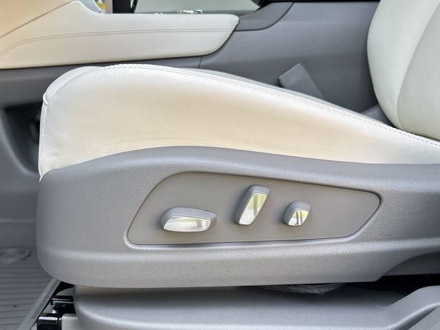 New 2026 Cadillac XT5 Premium Luxury w/ Driver Assist Package AWD/4WD image 26