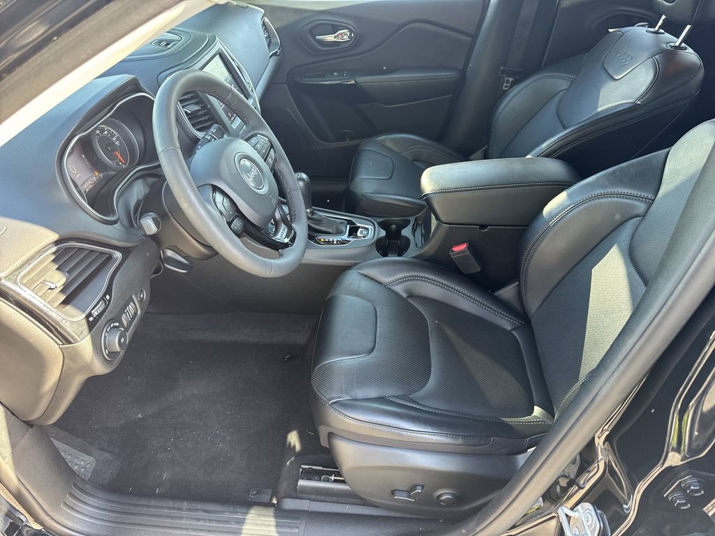 Used 2023 Jeep Cherokee Altitude Lux image 10