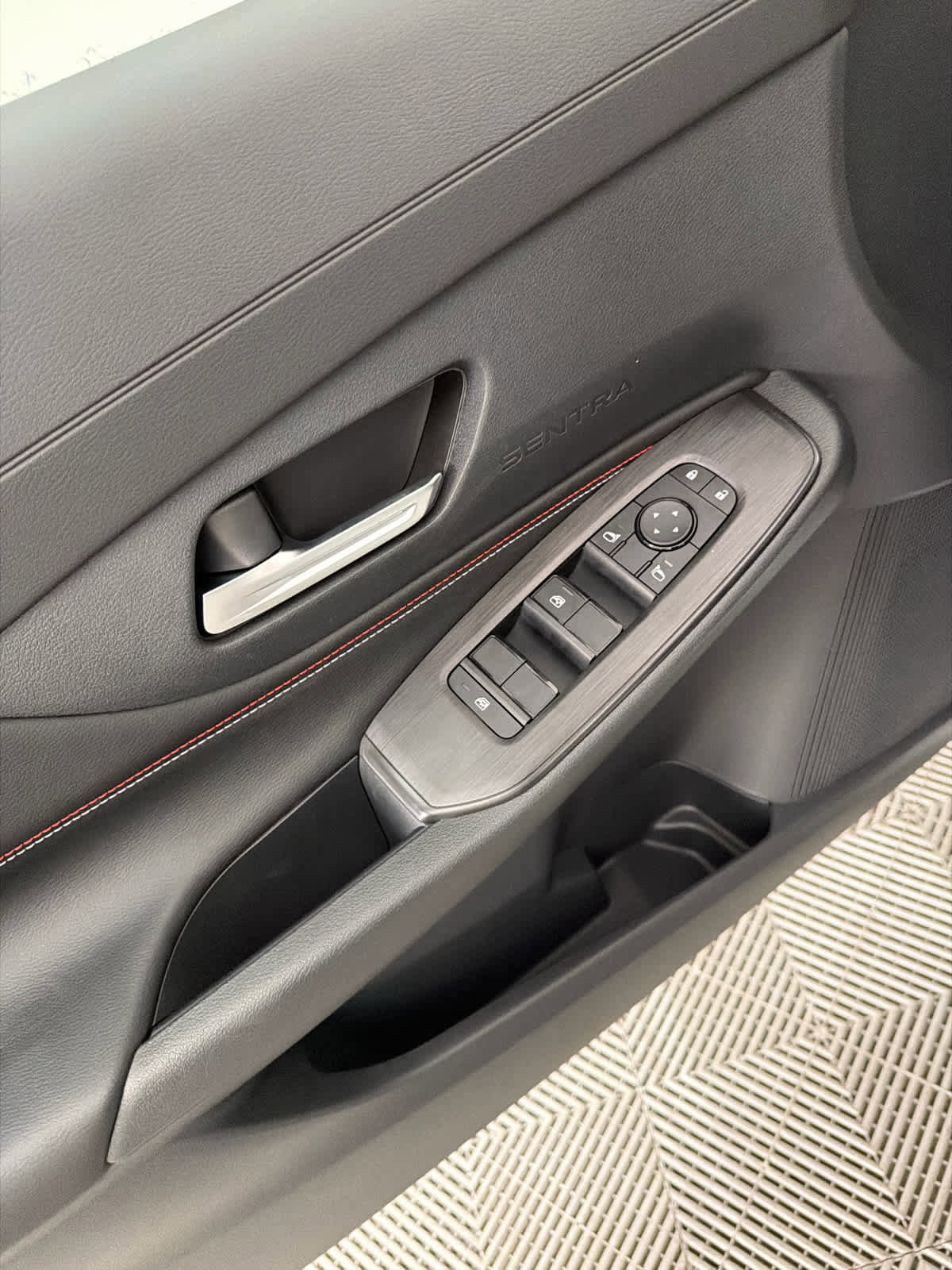 New 2026 Nissan Sentra SR w/ Floor Mat Package image 23