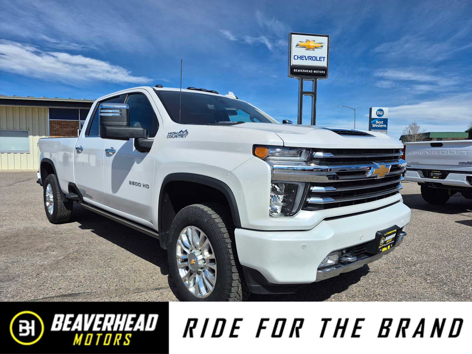 Used 2023 Chevrolet Silverado 3500 High Country w/ Technology Package image 1