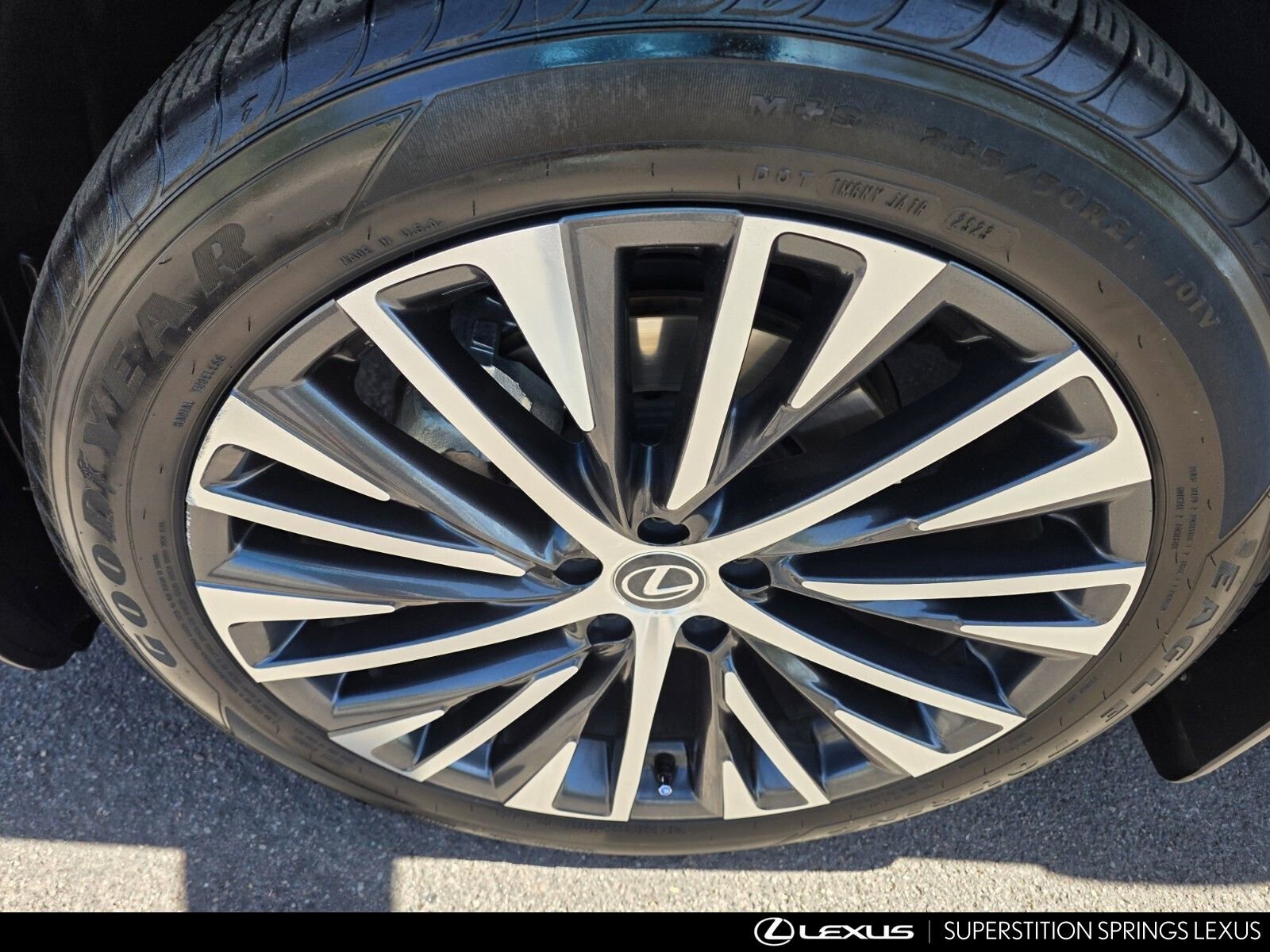 Used 2023 Lexus RX 350 Premium Plus w/ Cold Area Package image 11