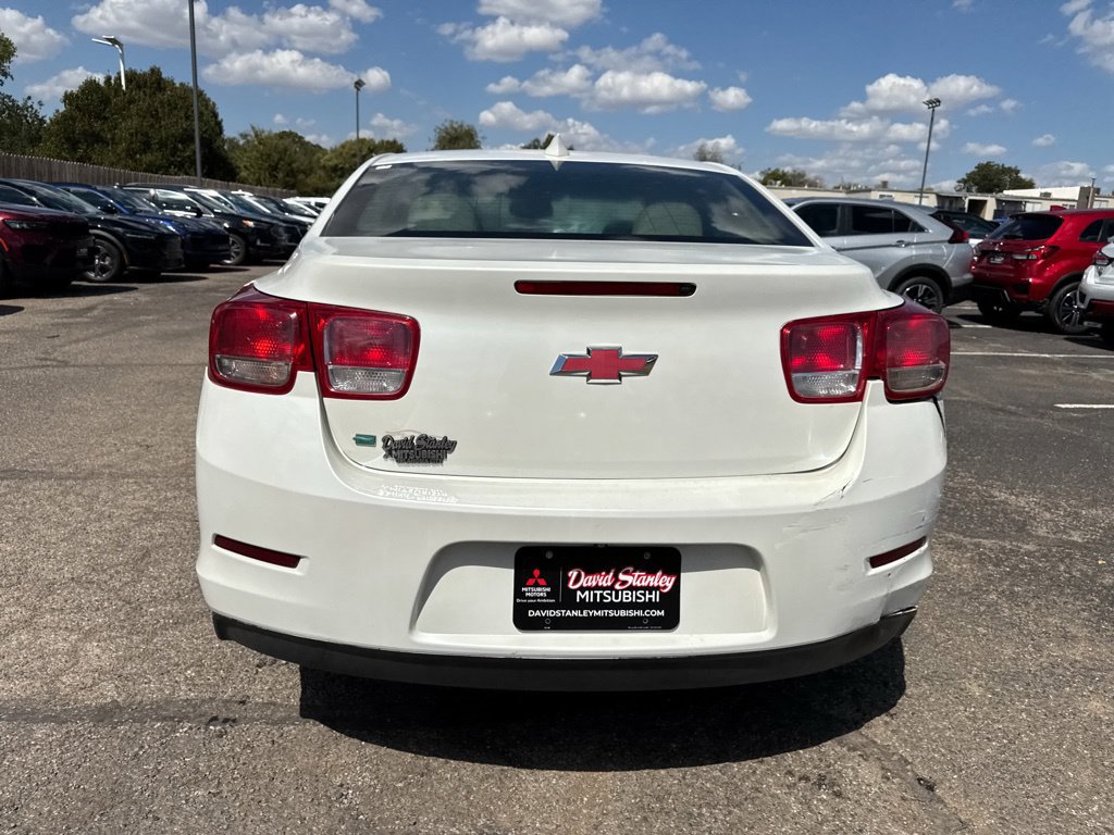 Used 2015 Chevrolet Malibu LT FWD image 5